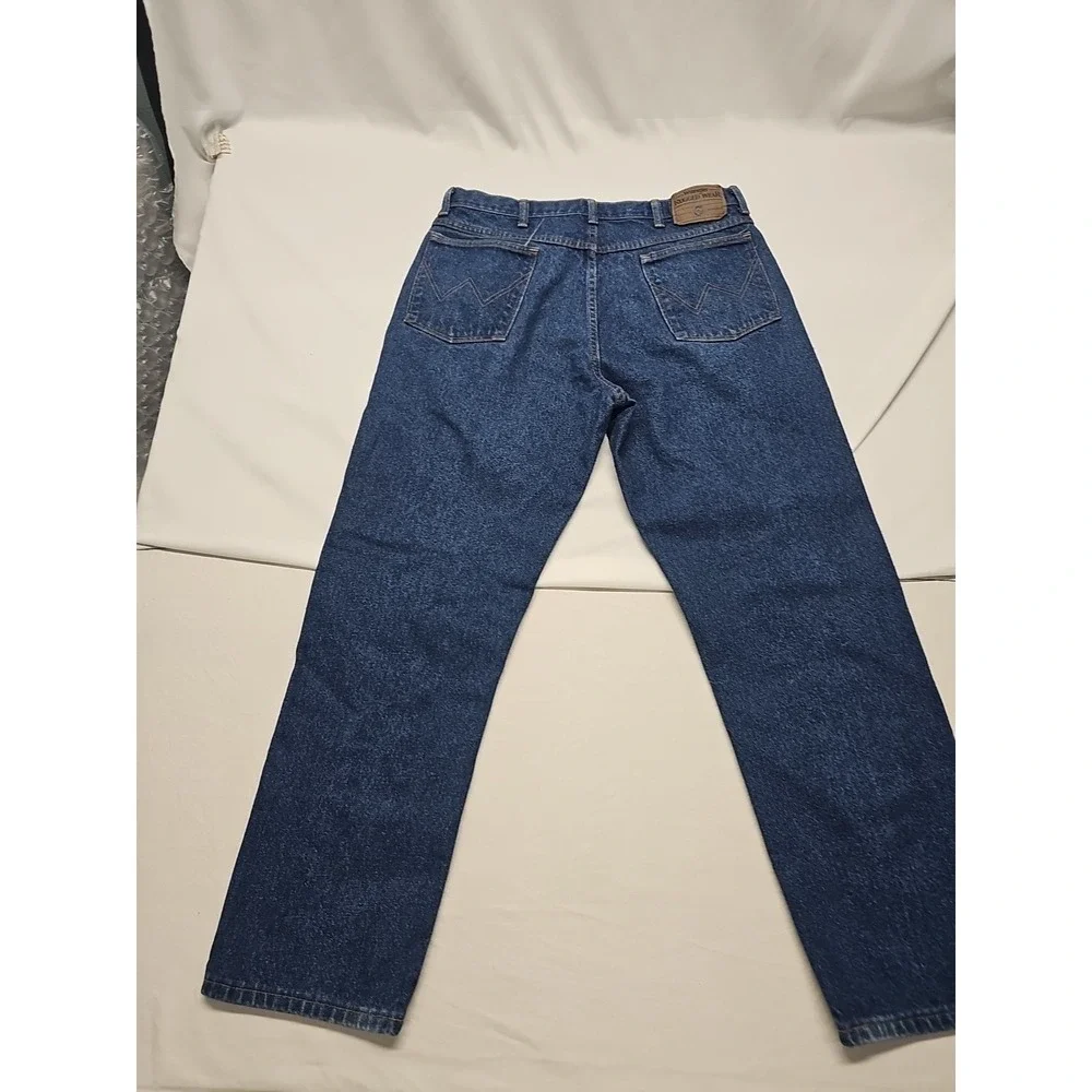 Wrangler rugged wear
